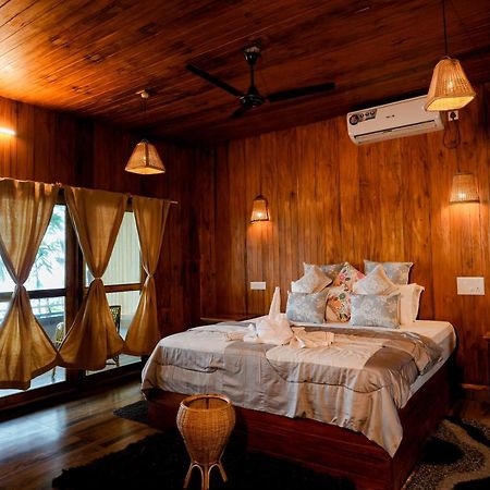 Driftwood Beach Resort Varkala Esterno foto