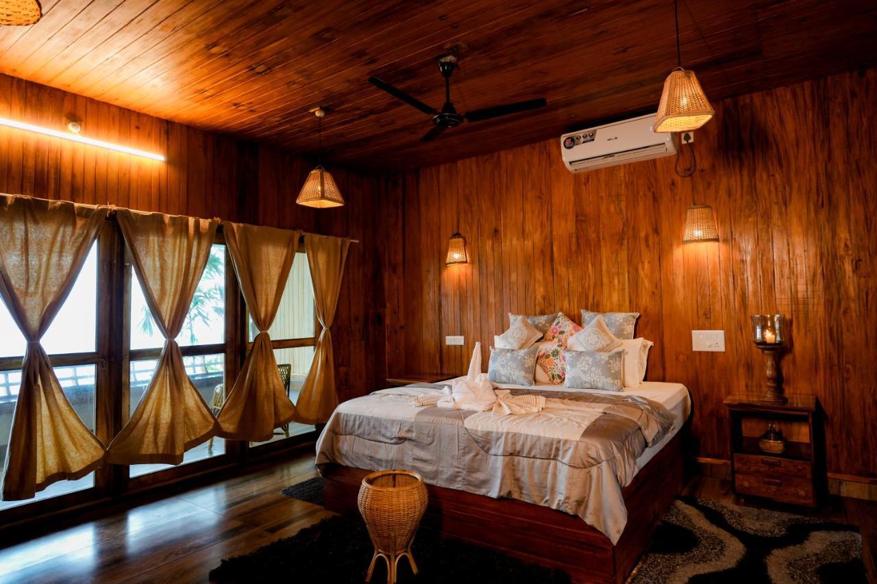 Driftwood Beach Resort Varkala Esterno foto
